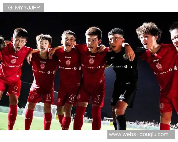 加维引领新潮流探索未来足球的无限可能与挑战