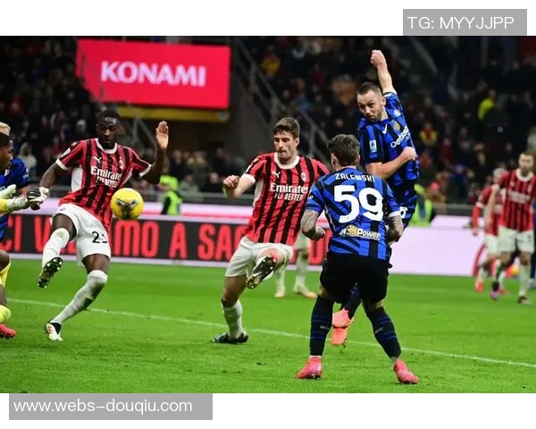 国米与桑普激战正酣比分揭晓引发球迷热议