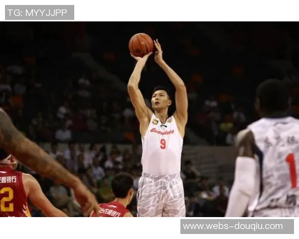 李根的篮球之路：从青涩少年到职业球员的成长故事与奋斗历程